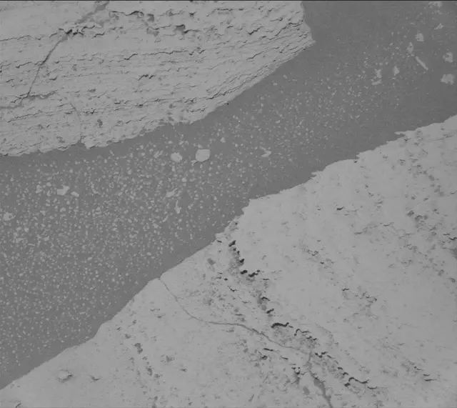 Sol 3974: Mast Camera (Mastcam)