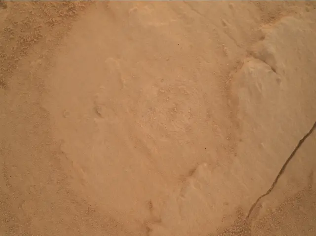 Sol 3975: Mars Hand Lens Imager (MAHLI)