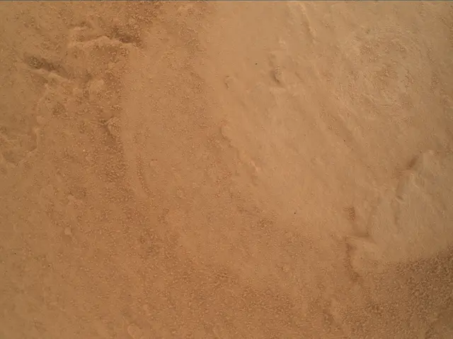 Sol 3975: Mars Hand Lens Imager (MAHLI)