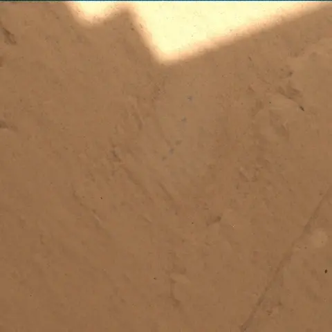Sol 3975: Mars Hand Lens Imager (MAHLI)