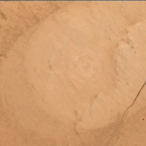 Sol 3975: Mars Hand Lens Imager (MAHLI)