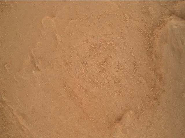Sol 3975: Mars Hand Lens Imager (MAHLI)