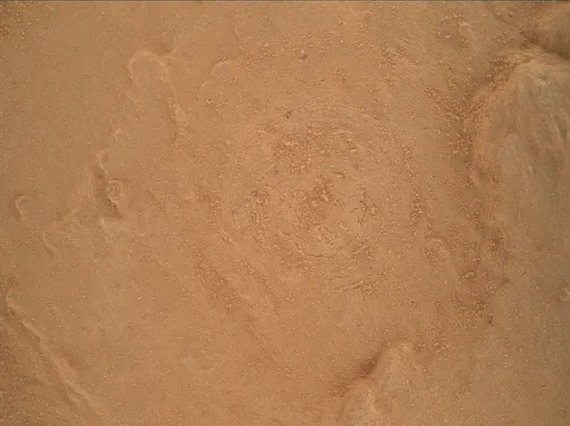 Sol 3975: Mars Hand Lens Imager (MAHLI)