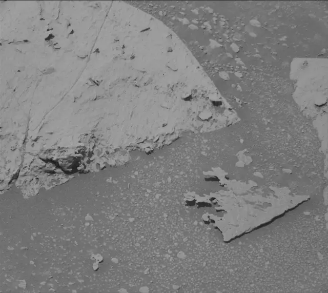 Sol 3976: Mast Camera (Mastcam)