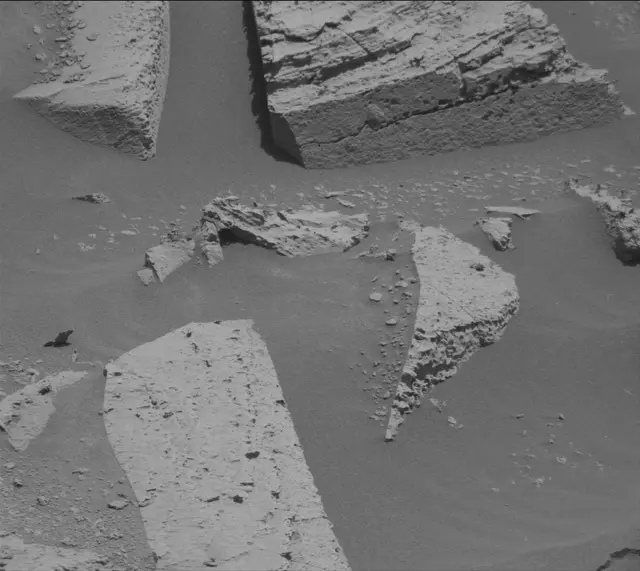 Sol 3977: Mast Camera (Mastcam)