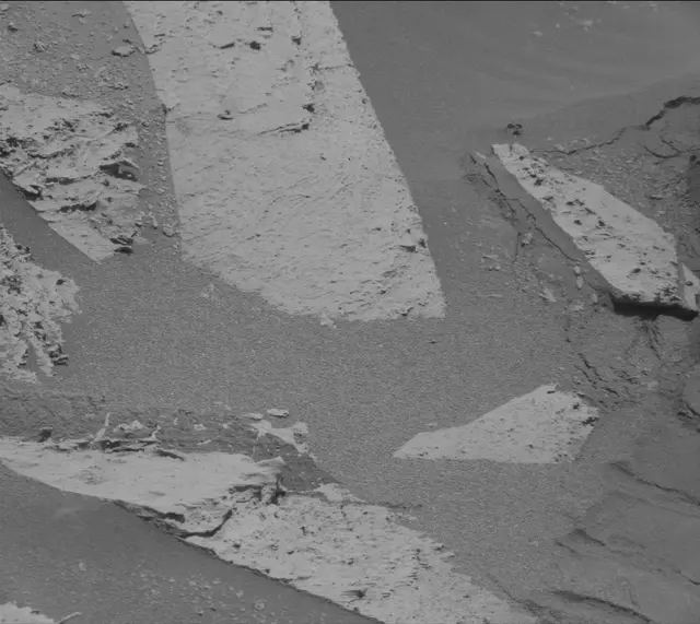 Sol 3977: Mast Camera (Mastcam)