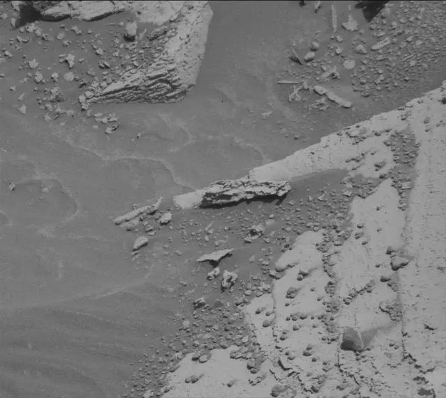 Sol 3977: Mast Camera (Mastcam)
