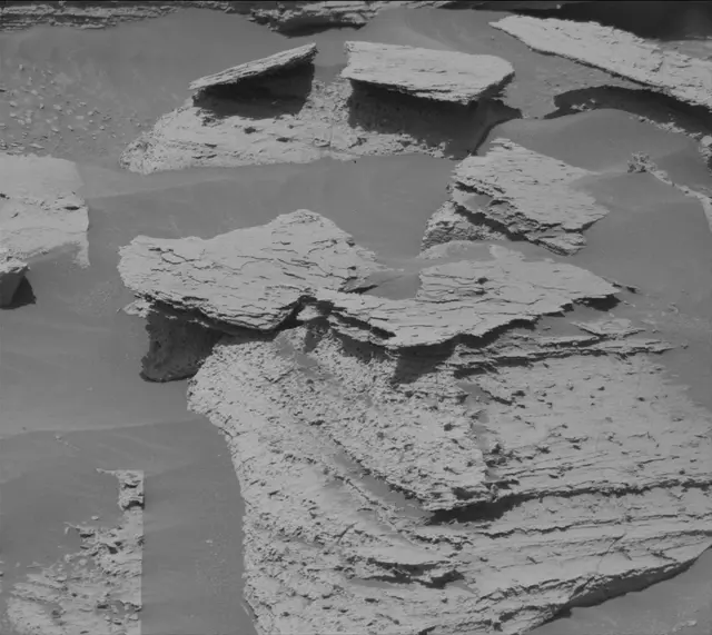 Sol 3977: Mast Camera (Mastcam)