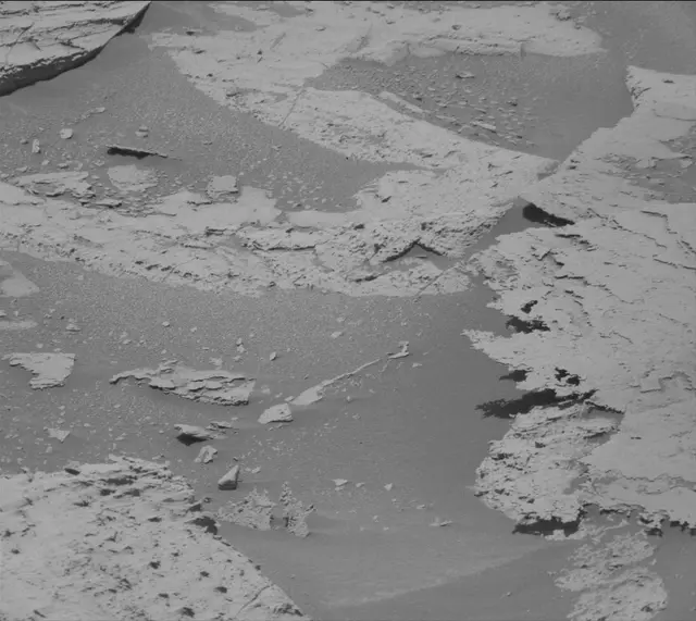 Sol 3977: Mast Camera (Mastcam)