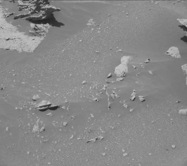 Sol 3977: Mast Camera (Mastcam)