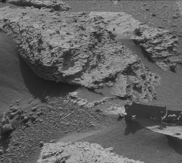 Sol 3977: Mast Camera (Mastcam)