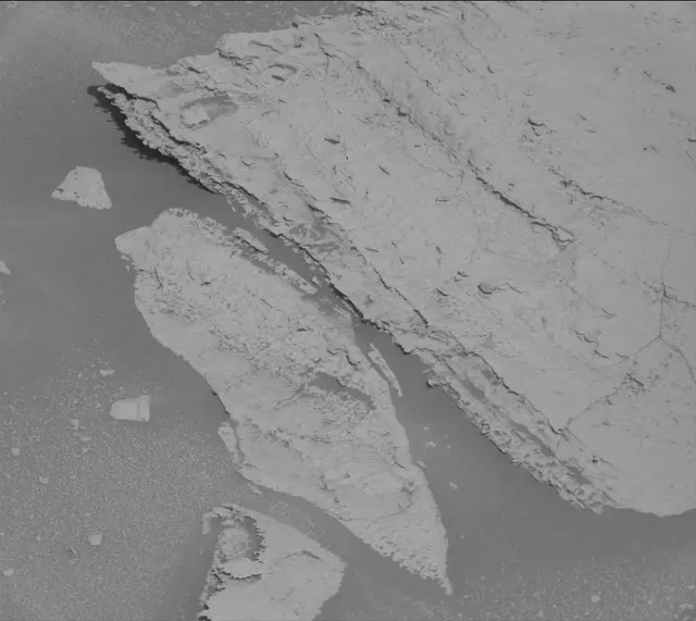 Sol 3977: Mast Camera (Mastcam)