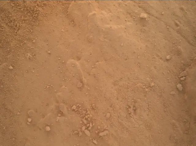 Sol 3978: Mars Hand Lens Imager (MAHLI)