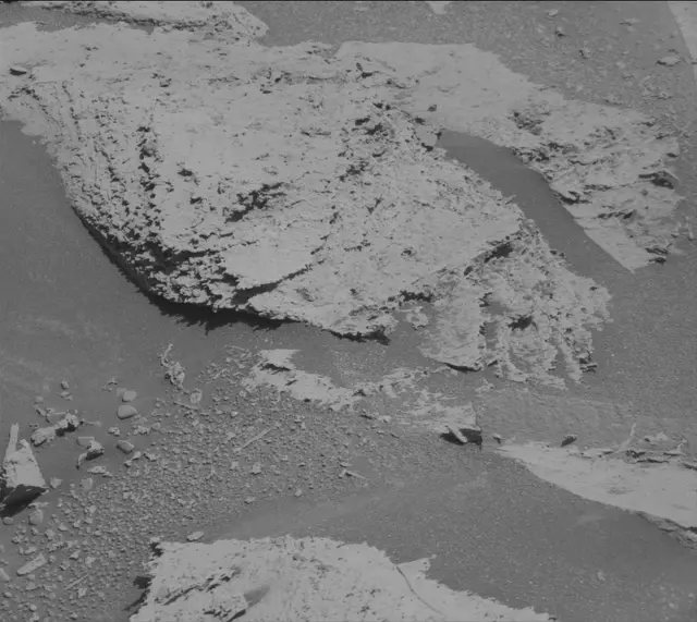 Sol 3979: Mast Camera (Mastcam)