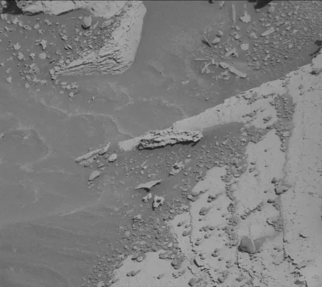 Sol 3979: Mast Camera (Mastcam)