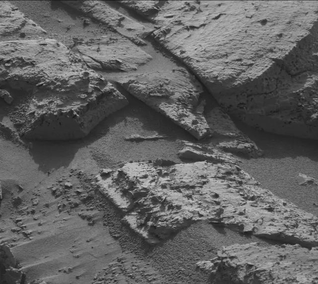 Sol 3979: Mast Camera (Mastcam)