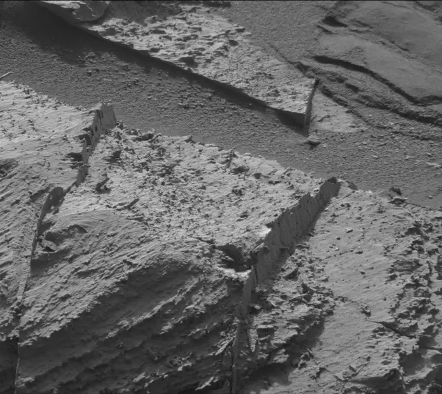 Sol 3979: Mast Camera (Mastcam)
