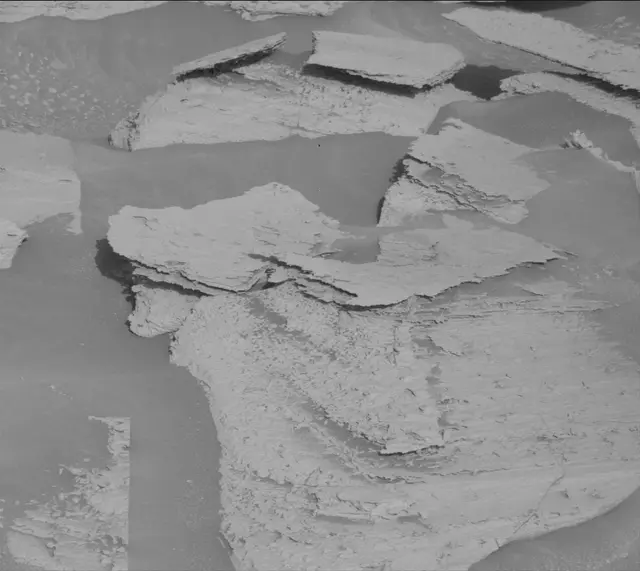 Sol 3979: Mast Camera (Mastcam)