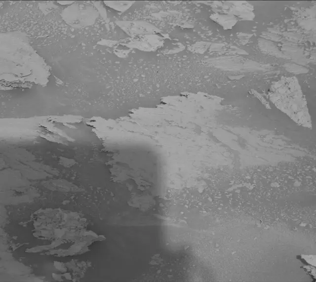 Sol 3979: Mast Camera (Mastcam)