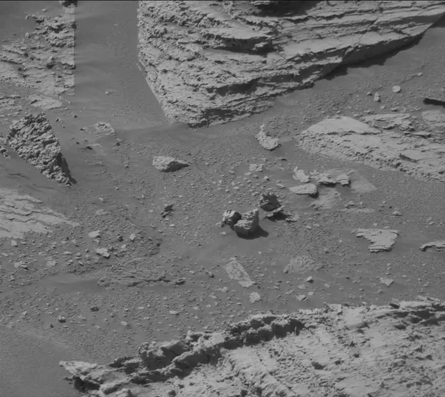 Sol 3983: Mast Camera (Mastcam)