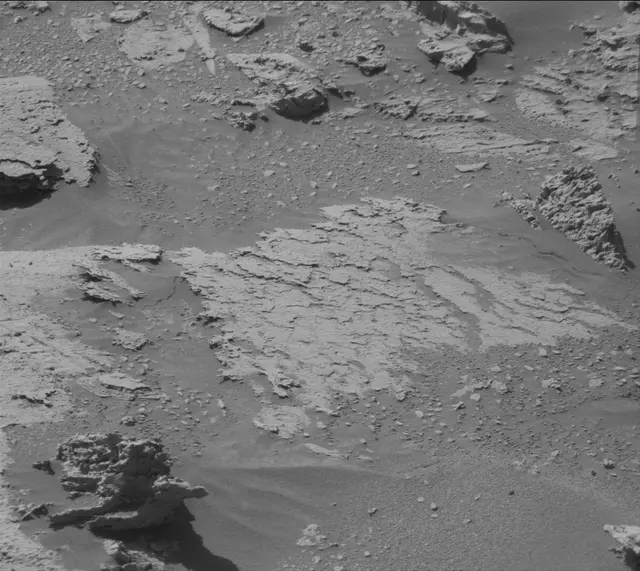 Sol 3983: Mast Camera (Mastcam)