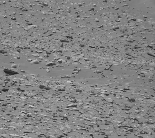 Sol 3983: Mast Camera (Mastcam)
