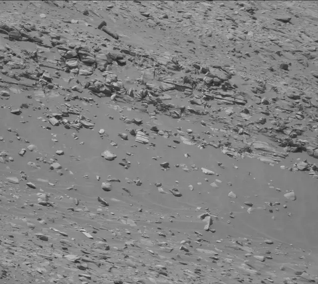 Sol 3983: Mast Camera (Mastcam)