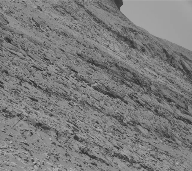Sol 3983: Mast Camera (Mastcam)
