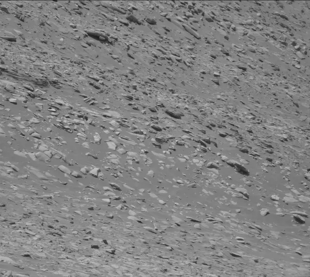 Sol 3983: Mast Camera (Mastcam)