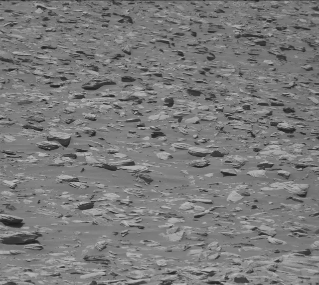 Sol 3983: Mast Camera (Mastcam)