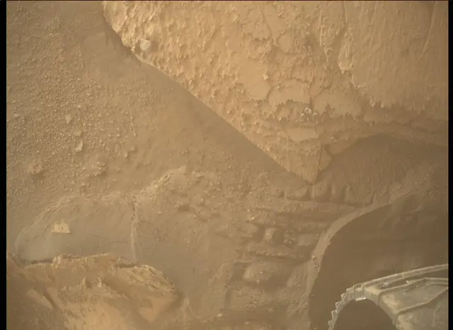Sol 3983: Mars Descent Imager (MARDI)