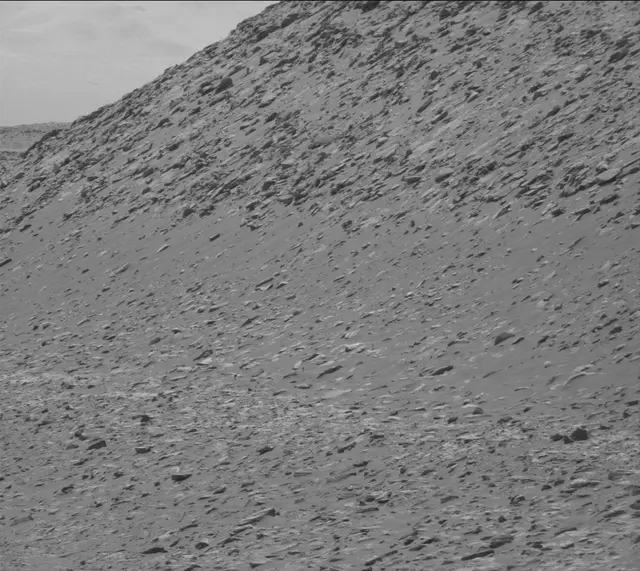 Sol 3984: Mast Camera (Mastcam)