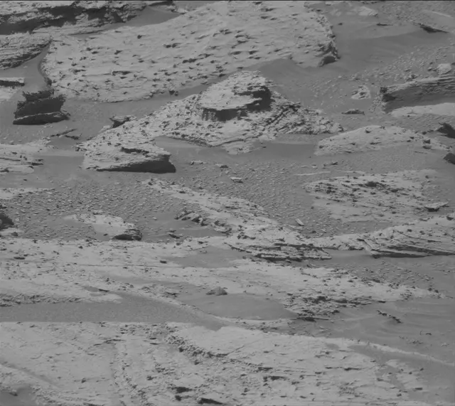 Sol 3985: Mast Camera (Mastcam)