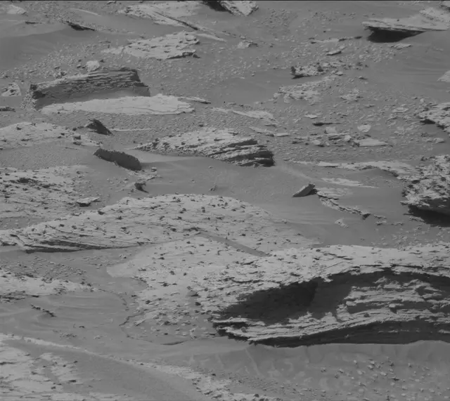 Sol 3985: Mast Camera (Mastcam)