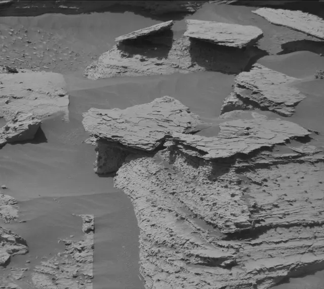 Sol 3985: Mast Camera (Mastcam)