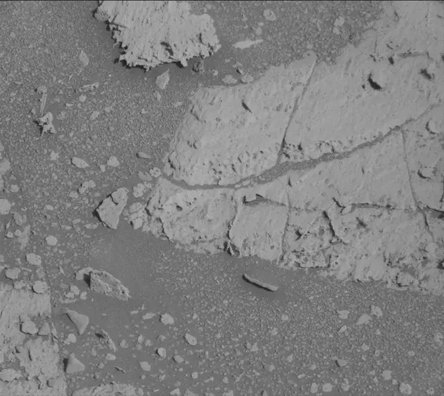 Sol 3990: Mast Camera (Mastcam)