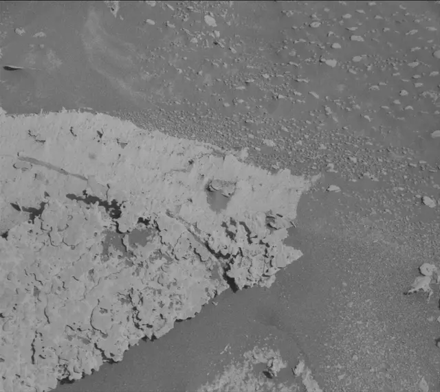 Sol 3990: Mast Camera (Mastcam)
