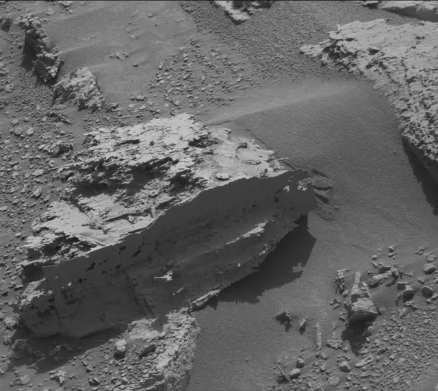 Sol 3990: Mast Camera (Mastcam)