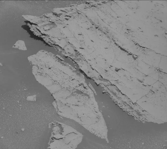 Sol 3990: Mast Camera (Mastcam)