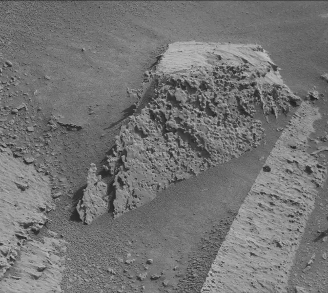 Sol 3990: Mast Camera (Mastcam)