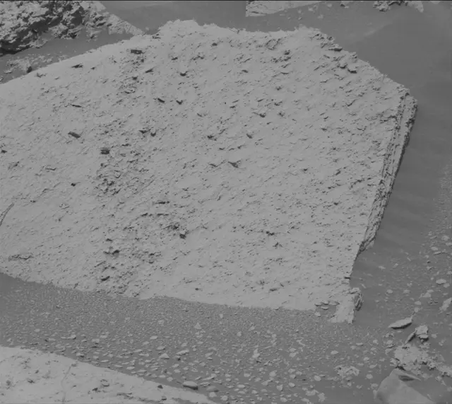 Sol 3992: Mast Camera (Mastcam)