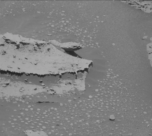 Sol 3992: Mast Camera (Mastcam)