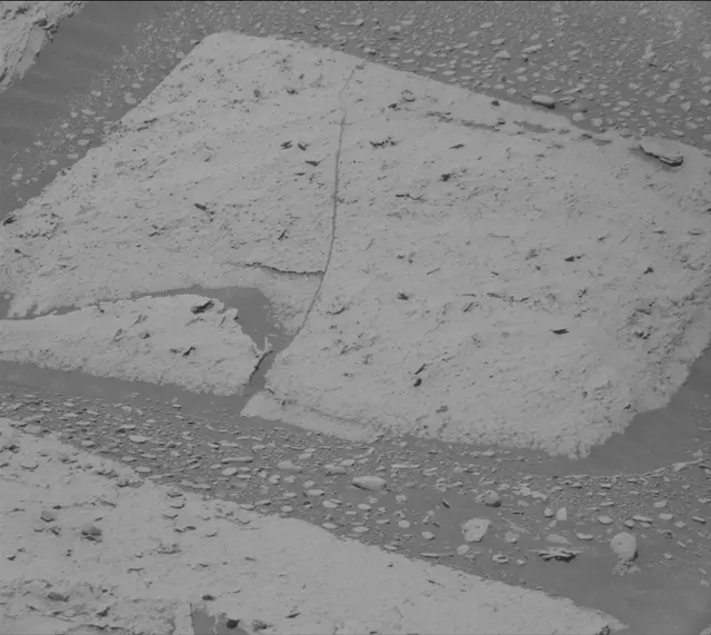 Sol 3992: Mast Camera (Mastcam)