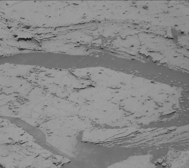 Sol 3992: Mast Camera (Mastcam)
