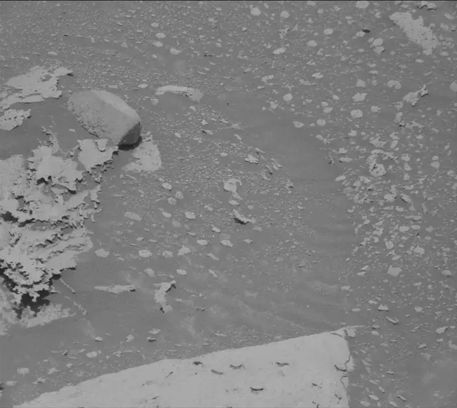 Sol 3992: Mast Camera (Mastcam)