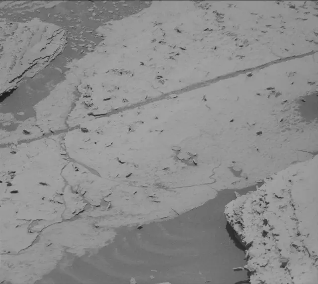 Sol 3992: Mast Camera (Mastcam)