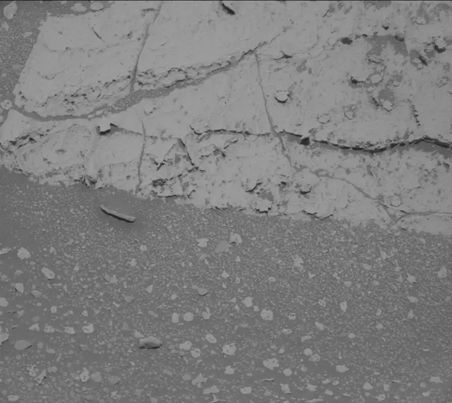 Sol 3992: Mast Camera (Mastcam)