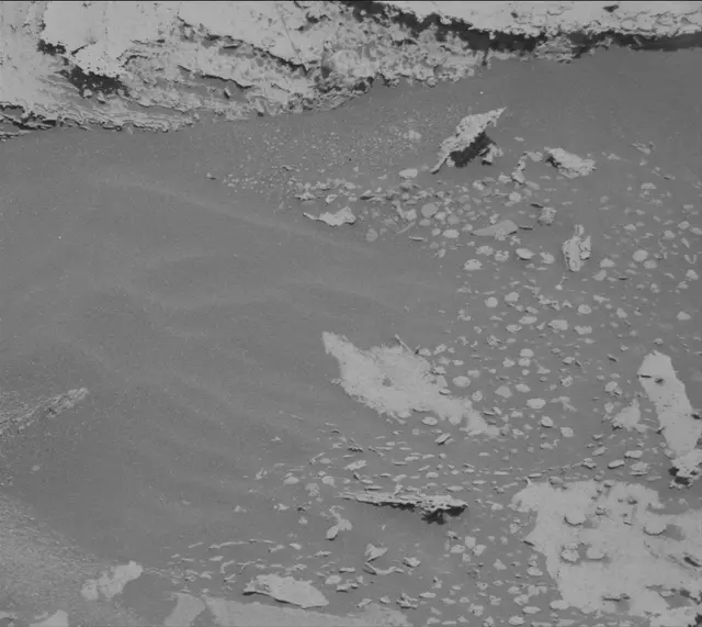 Sol 3996: Mast Camera (Mastcam)