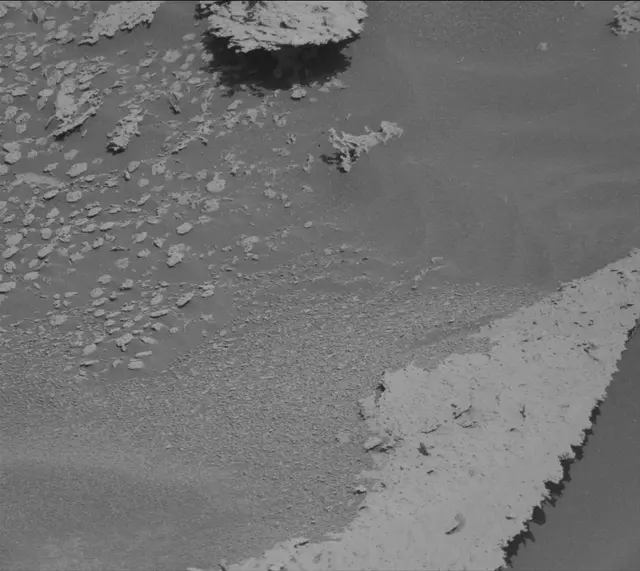 Sol 3996: Mast Camera (Mastcam)