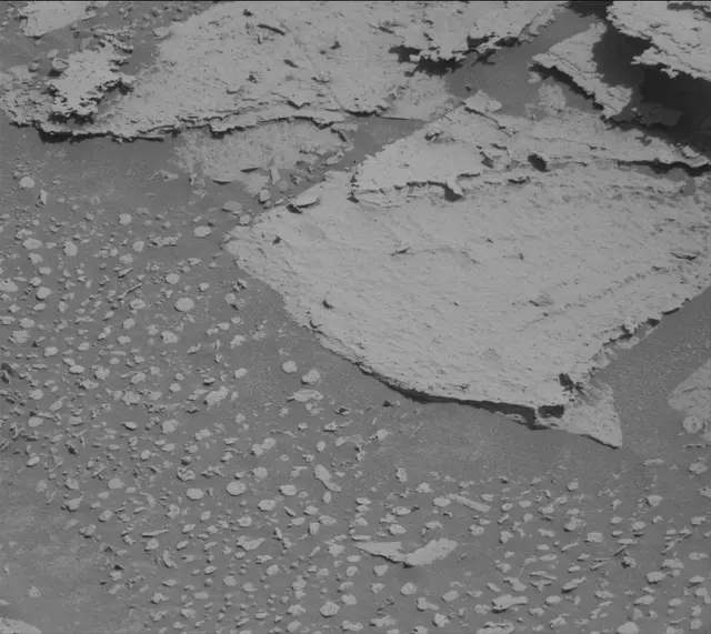 Sol 3996: Mast Camera (Mastcam)